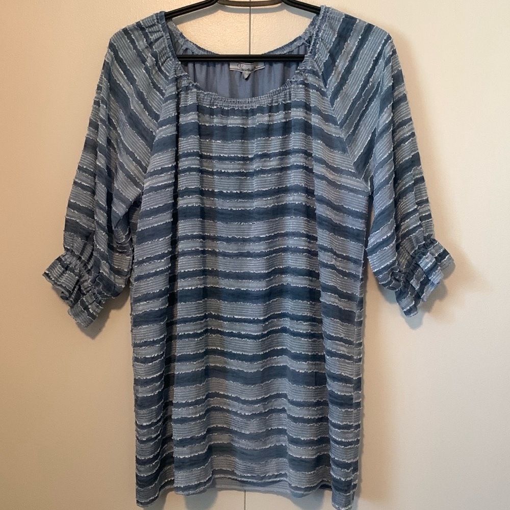 Variations Blue & White Horizontally Lined 1/2 Sleeve Blouse Size Large